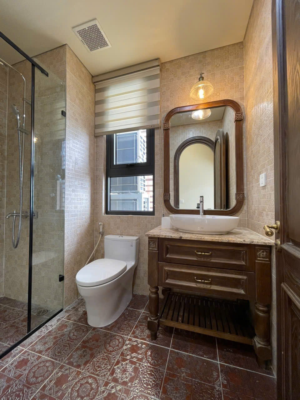 Bán căn 161m2 full NT hoàng gia toà Diamond Residence 25 Lê Văn Lương - Ảnh 4