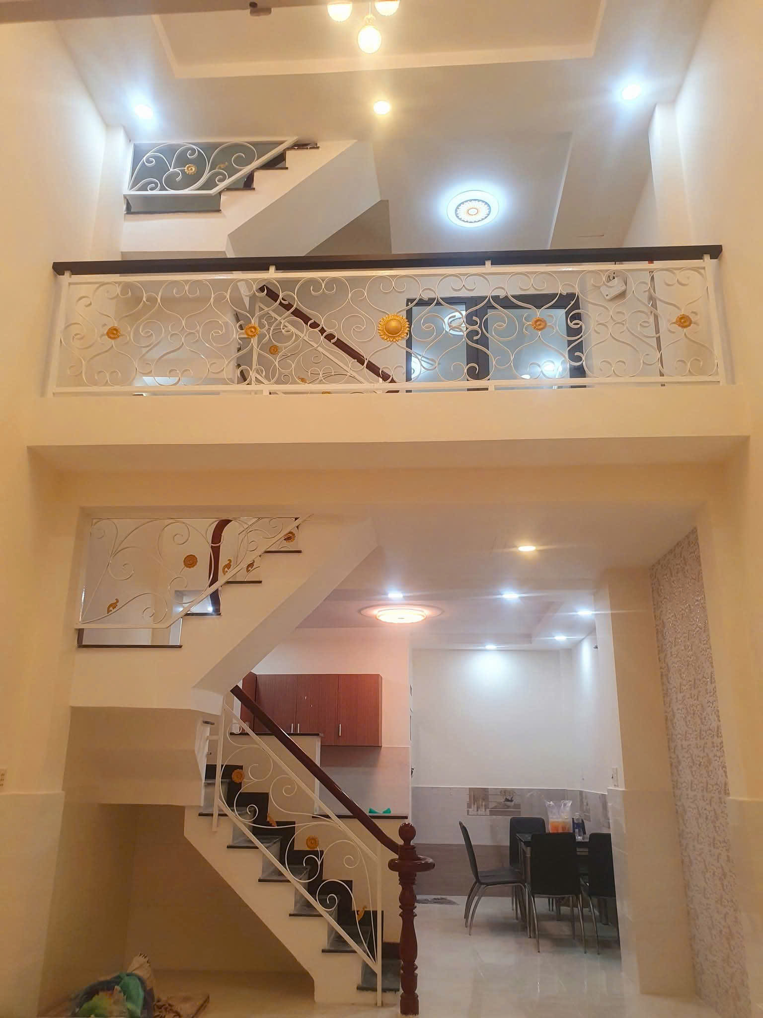Nhà mới 5 tầng nở hậu hẻm 4m Âu Dương Lân P3Q8. Giá 6,9 tỷ TL - Ảnh chính