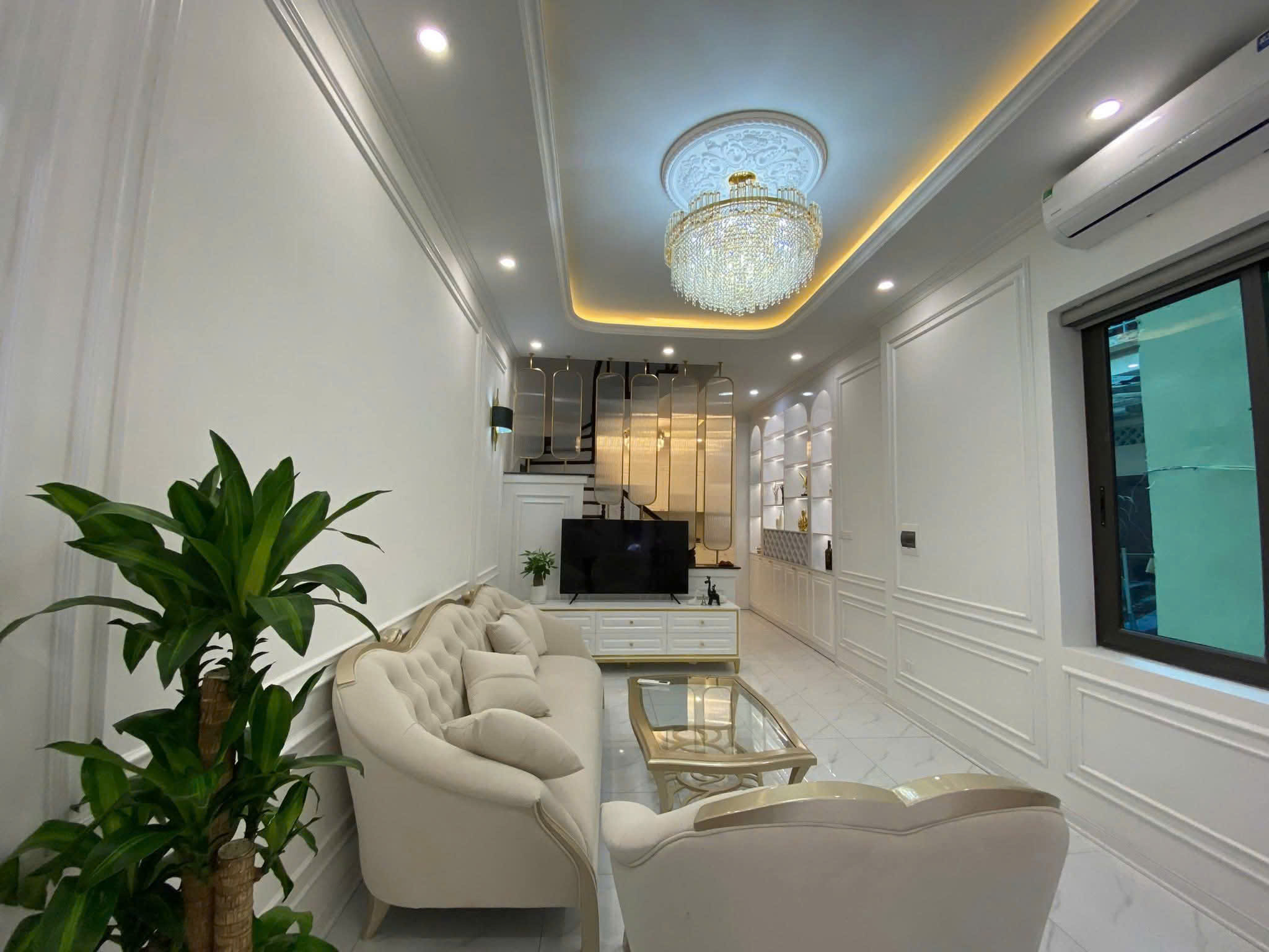 Bán nhà phố Láng Hạ 58m2, 4 tầng cực đẹp lô góc chỉ 14.2 tỷ trung tâm Đống Đa - Ảnh 3