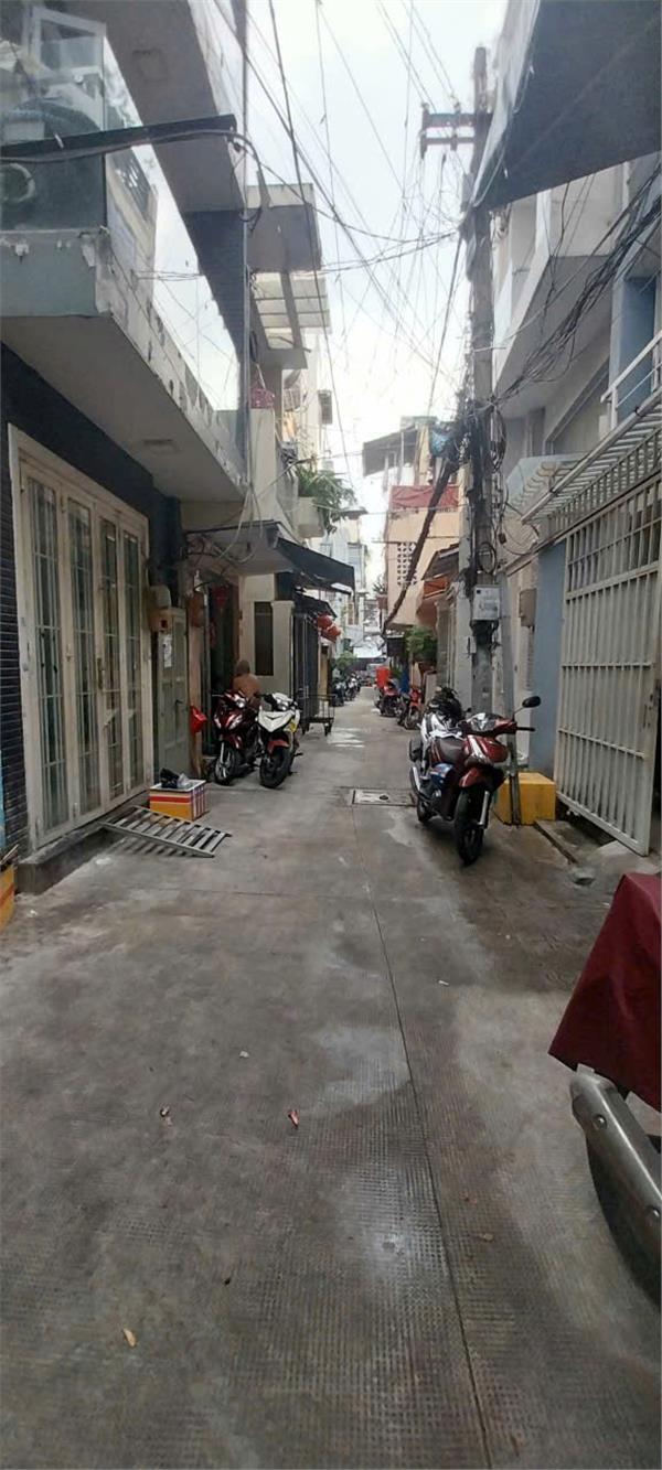 Nhà Trung Tâm Q10, Gần NowZone – DTSD 44m², Gác Suốt – Giá Mềm 3.X Tỷ - Ảnh 3