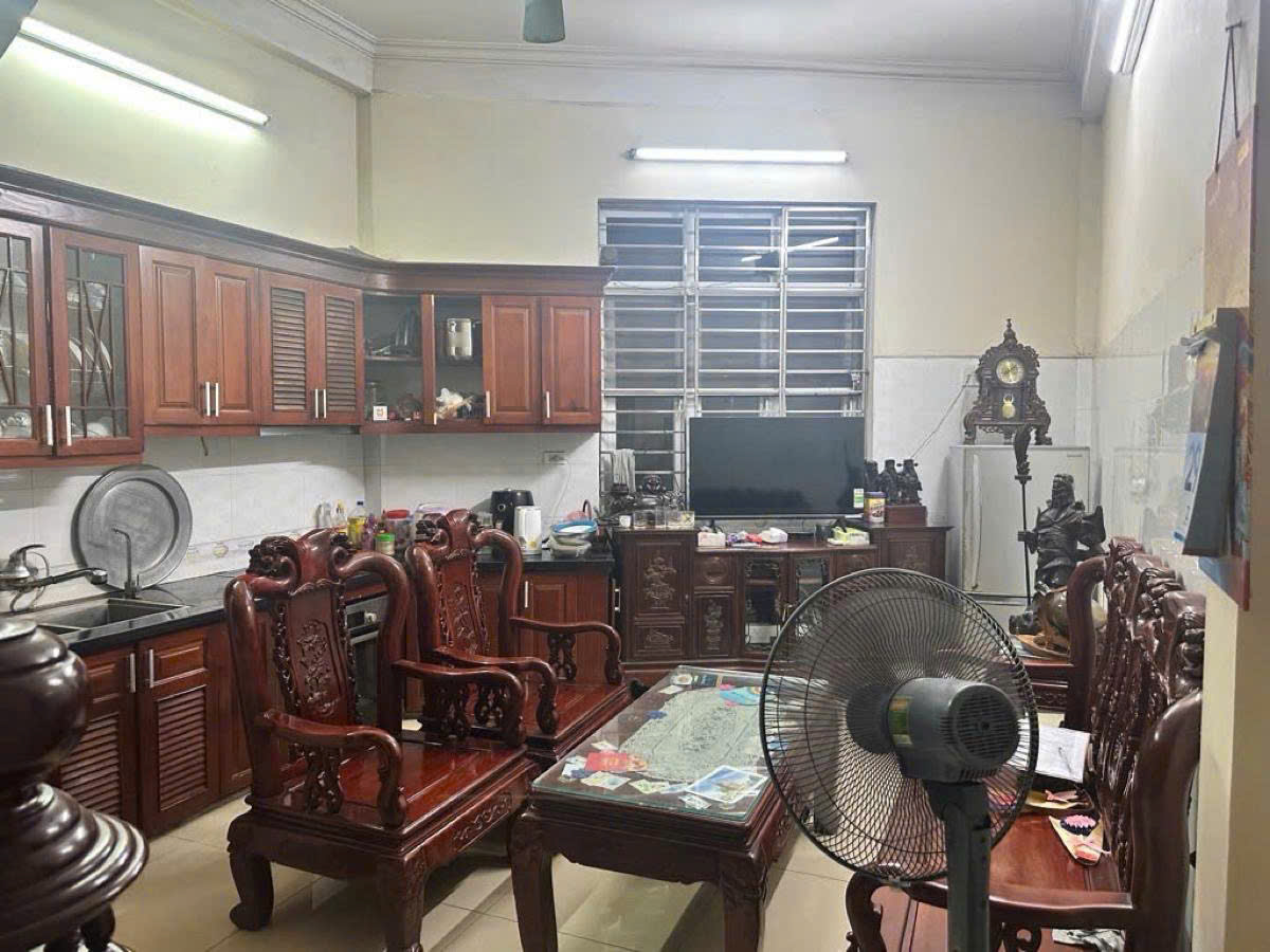 BÁN NHÀ ĐẸP PHỐ LÂM DU – BỒ ĐỀ – LONG BIÊN, DIỆN TÍCH 47M², 4 TẦNG, GIÁ 10.5 TỶ – SÂN RỘNG, ĐỖ 2 Ô - Ảnh 1