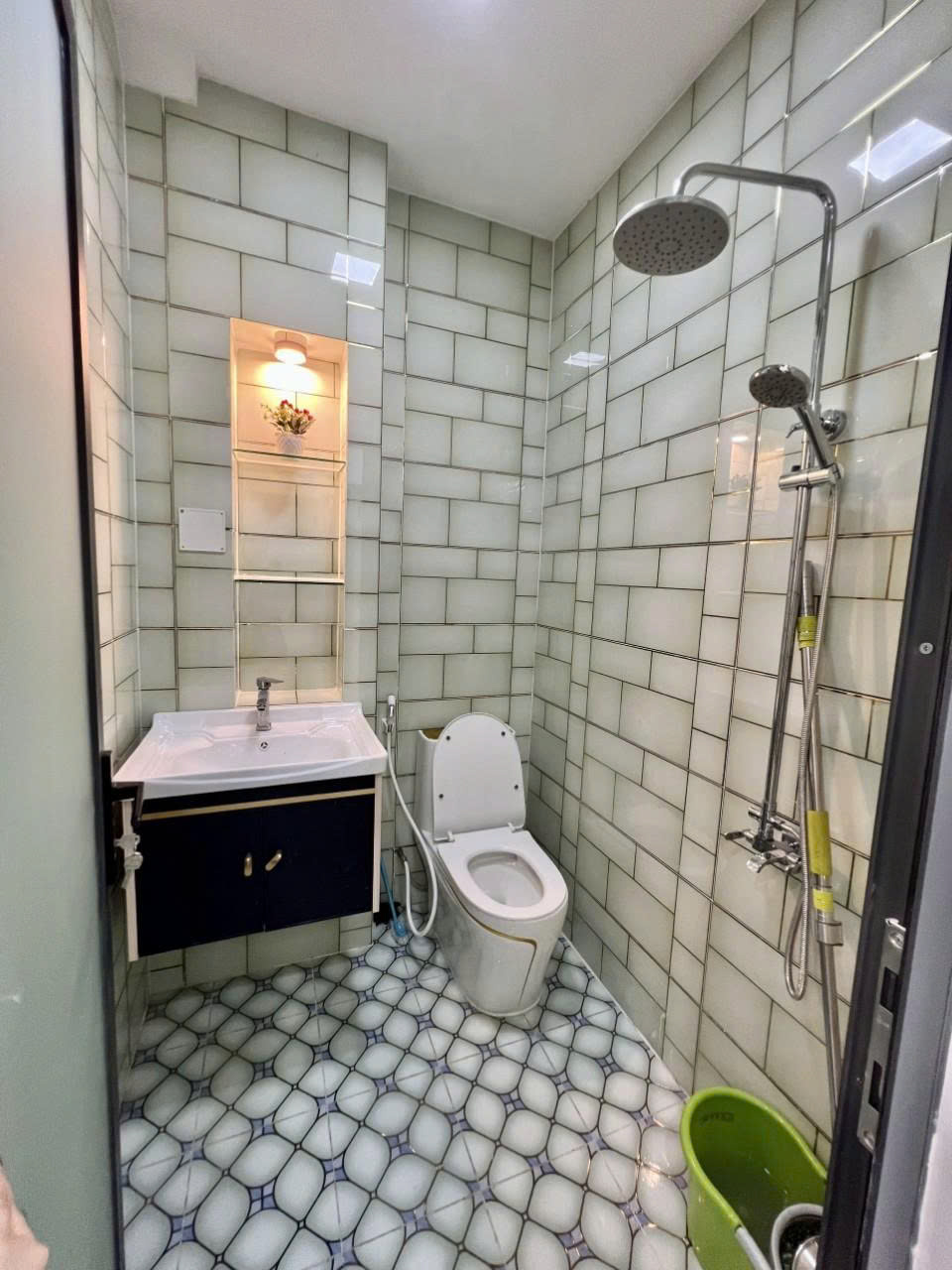 Nhà mới đẹp, vào ở ngay 3.4x10m/3lầu/5PN/4WC Hưng Phú P9Q8 - Ảnh 4