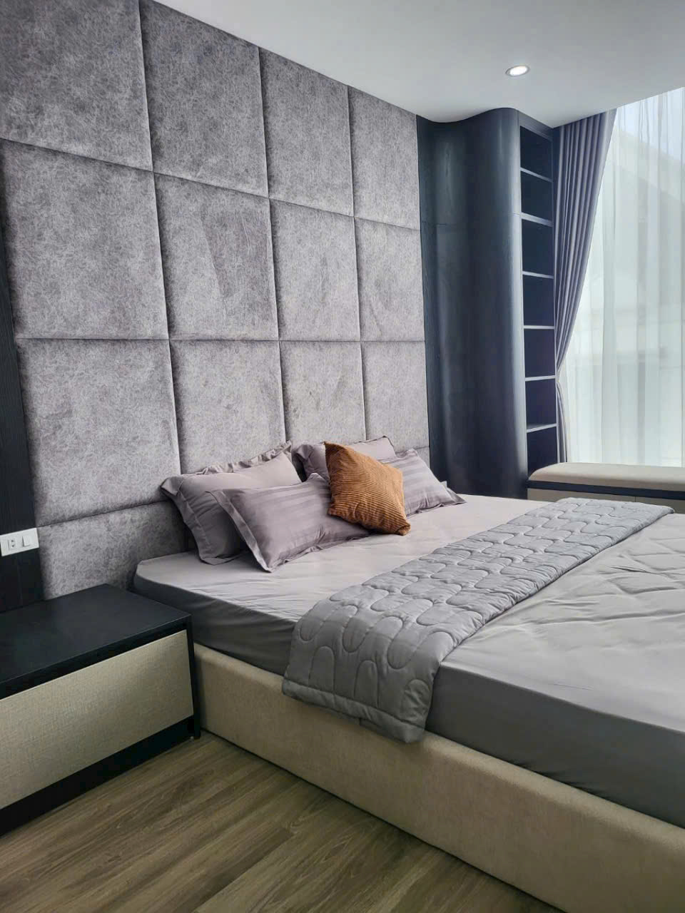 NHÀ 7 TẦNG GARA OTO- THANG MÁY-ĐẦY ĐỦ NỘI THẤT CHỈ VIỆC VỀ Ở, NGAY CẦU VĨNH TUY, PHƯỜNG LONG BIÊN - Ảnh 3