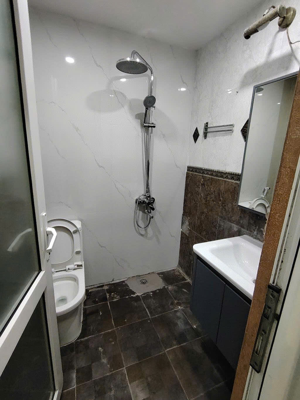 NHÀ MẶT PHỐ LÂM HẠ 100M, 7T, MT7M, VIEW HỒ, 3 THOÁNG, THANG MÁY, DÒNG TIỀN 150 TRIỆU/THÁNG. - Ảnh 3
