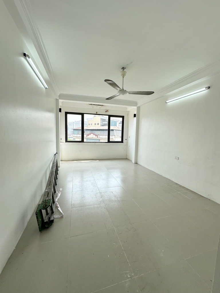 Bán nhà phân lô Đền Lừ  vỉa hè ô tô tránh vị trí kinh doanh đắc địa 33m2 giá 14 tỷ - Ảnh 2
