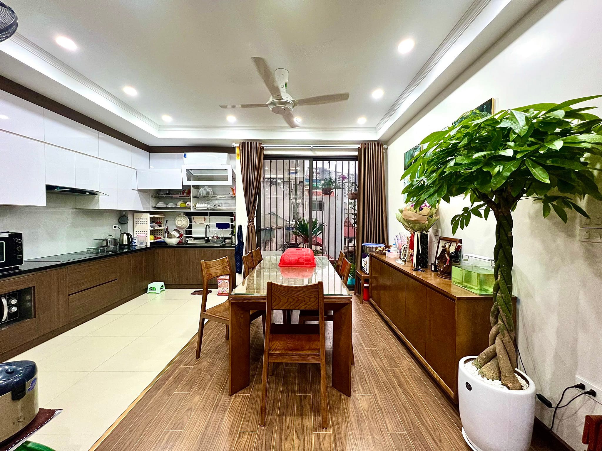 Bán nhà phố Hoàng Văn Thái, phân lô, ô tô tránh, 55m, 5T, mt 4.5m, 13,9 tỷ - Ảnh chính