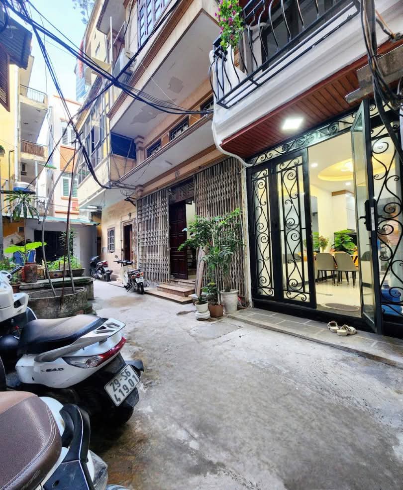 Nhà ngõ phố HÀNG CHUỐI_hn...nơi hiếm bán,,,vùng lõi đậm nét thủ đô,nếp sống Hà thành...5 tầng 18m2+5 - Ảnh 1