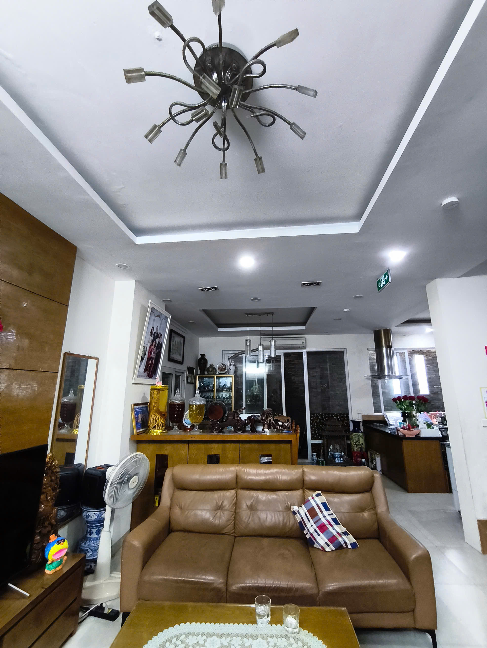 Bán nhà TT Ba Đình, 90m 5 tầng thang máy, ở sướng, gần phố, chỉ 17.7 tỷ - Ảnh 2