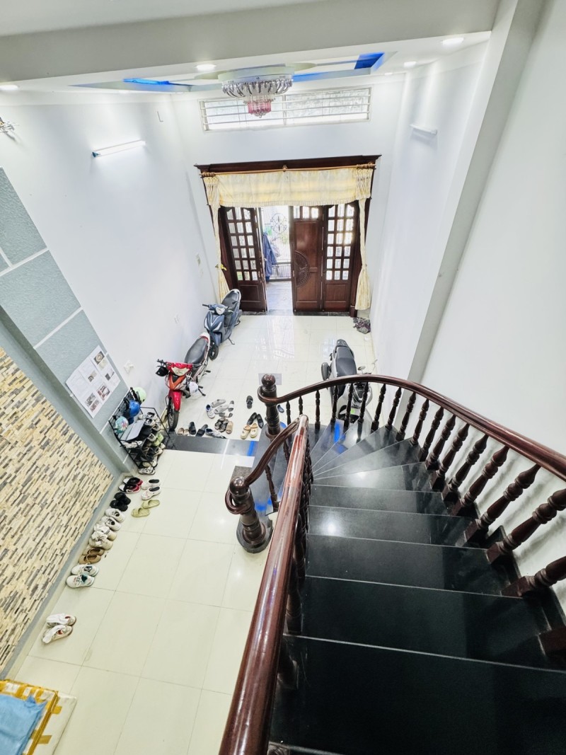 Bán nhà 4 tầng, 60m², 4PN, 5WC, 7,05  tỷ, P. Phước Long B, Q.9, sổ hồng - Ảnh chính