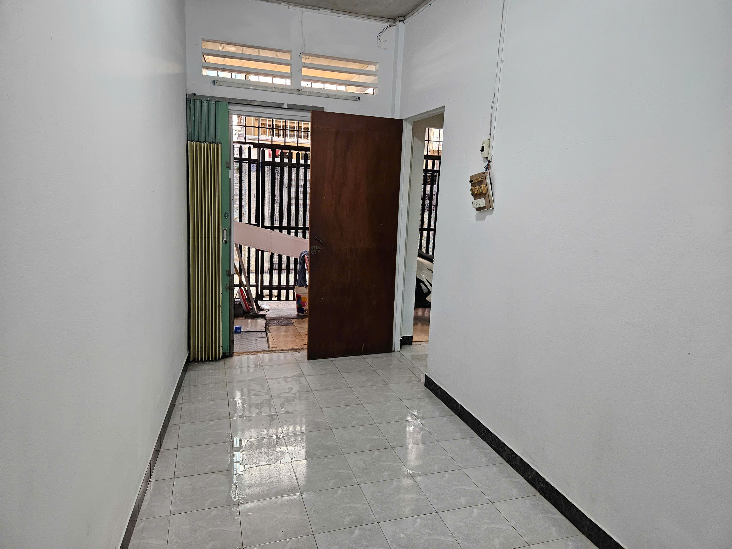 Cần bán nhà HXH đường Tô Hiến Thành, P.15, Q.10. Diện tích 5x15m, giá chỉ 8.1 tỷ. - Ảnh 1