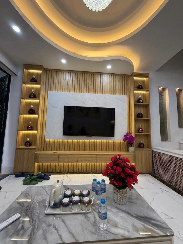 🏠NHÀ BÁC BÊN CẠNH MUỐN TÌM CHỦ MỚI - PHỐ CẦU DIỄN – 5 TẦNG, DT 45M -Ô TÔ ĐỖ - Ảnh 2