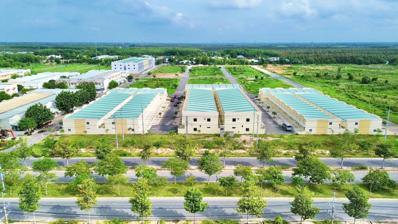BÁN NHÀ PHỐ PHƯỚC ĐÔNG TÂY NINH - VỐN 360 TRIỆU - NGÂN HÀNG GIẢI NGÂN VAY - Ảnh 1