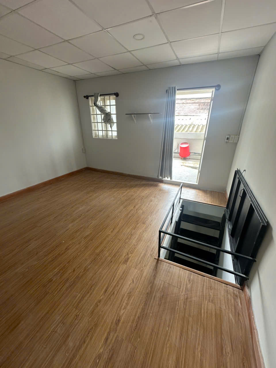 BÁN NHÀ CƯ XÁ VĨNH HỘI – PHƯỜNG 6, QUẬN 4 – 55m² – GÁC ĐÚC KIÊN CỐ - Ảnh 2