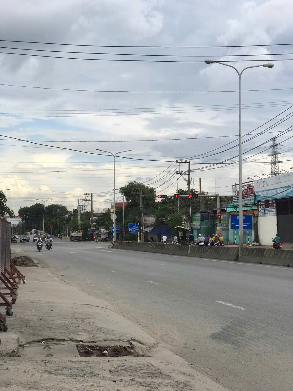 CHÍNH CHỦ CẦN BÁN MẶT TIỀN, Dĩ AN, BÌNH DƯƠNG, TP. HCM - Ảnh 1