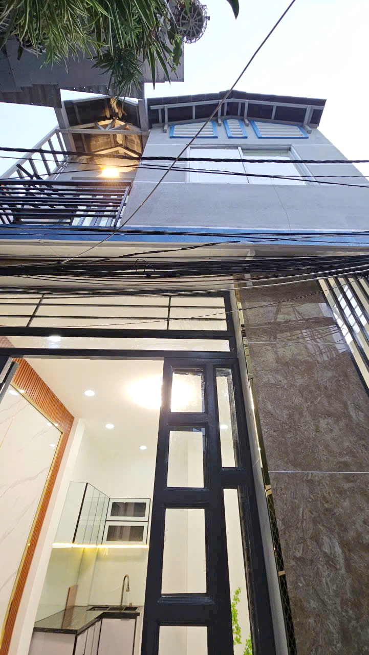 Nhà 2 tầng mới, nở hậu sát hẻm ôtô P10.Q8. Giá 2,78 tỷ bớt lộc - Ảnh chính
