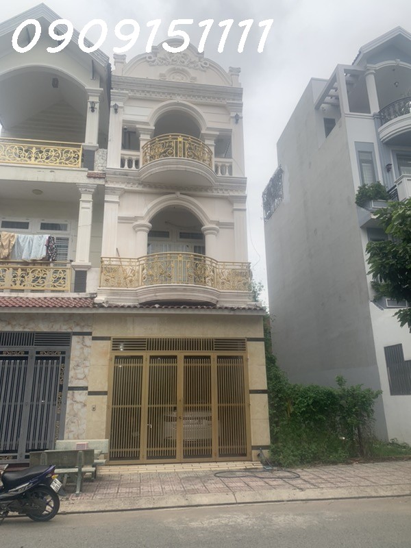 BÁN GÁP- NHÀ 3 TẦNG- HẺM XE HƠI- PHẠM HỮU LẦU- QUẬN 7- 65M2- NHỈNH 7 TỶ - Ảnh chính