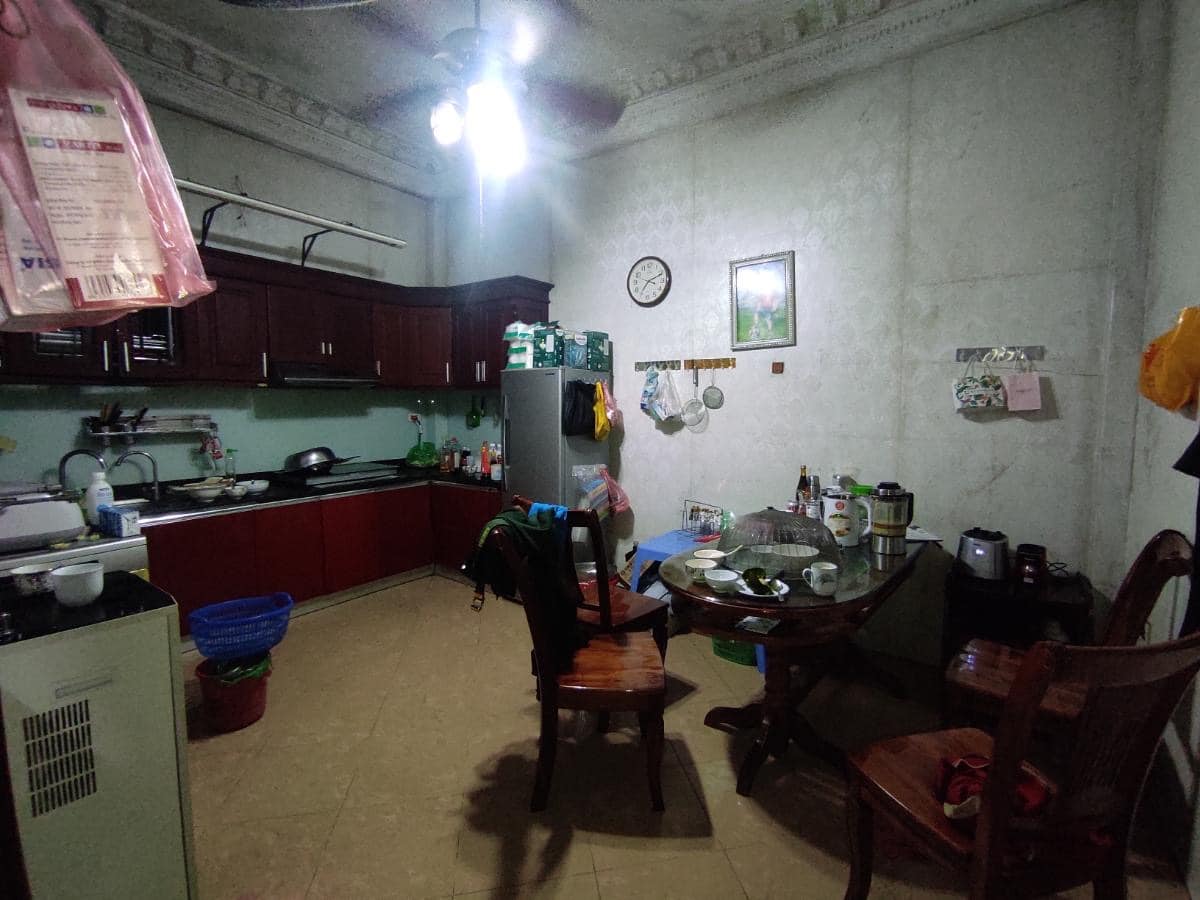 MẶT PHỐ ĐẶNG THUỲ TRÂM CẦU GIẤY - VỊ TRÍ KINH DOANH ĐẸP HIẾM NHÀ BÁN - 5 TẦNG - DT 70M2 GIÁ 29.6 TỶ - Ảnh 3