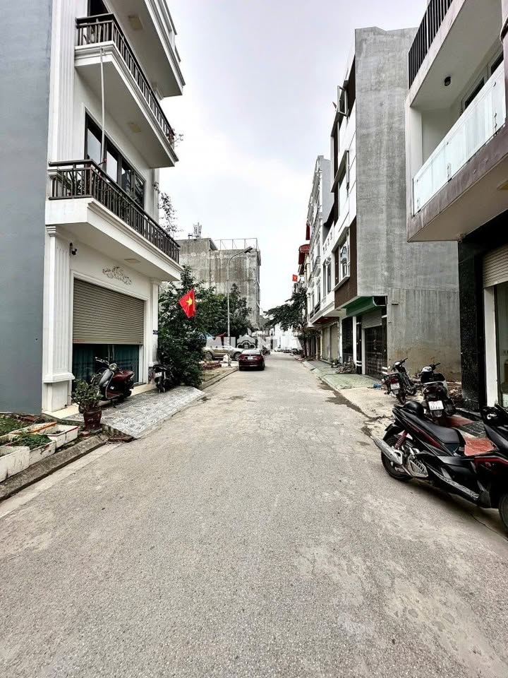 Bán nhà lô 7 Lê Hồng Phong, 40m 4 tầng, Giá 3.85 tỉ gần BigC - Ảnh 3