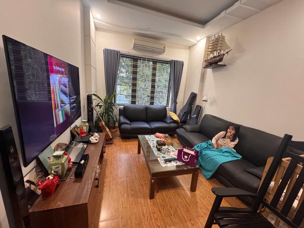 Bán nhà dân xây ngõ 58 Đào Tấn, sổ đỏ vuông đẹp, hướng Đông Nam - Ảnh 5