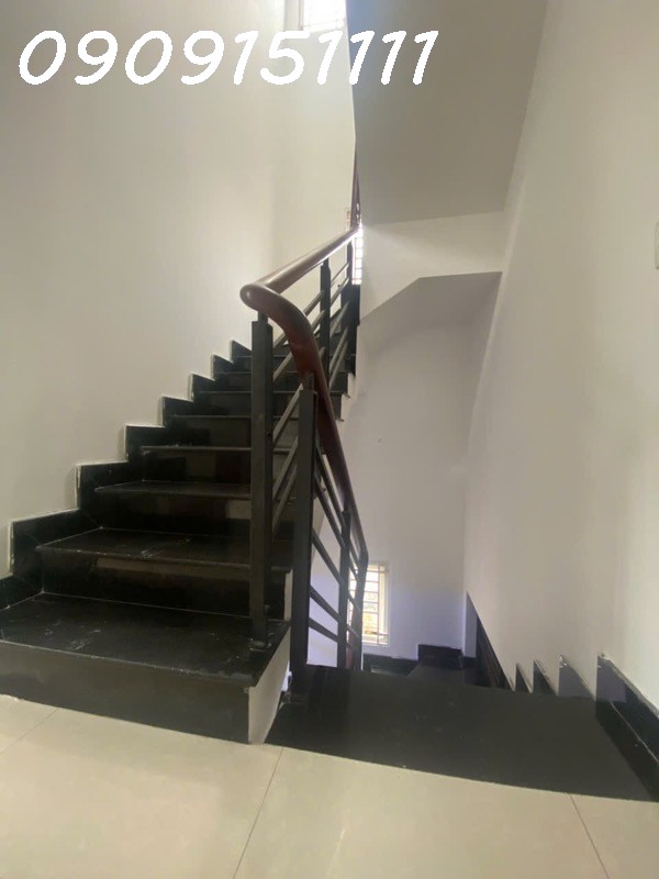 BÁN GẤP- 4 TẦNG- 60M2- TRẦN XUÂN SOẠN- QUẬN 7- NHỈNH 9 TỶ - Ảnh 2