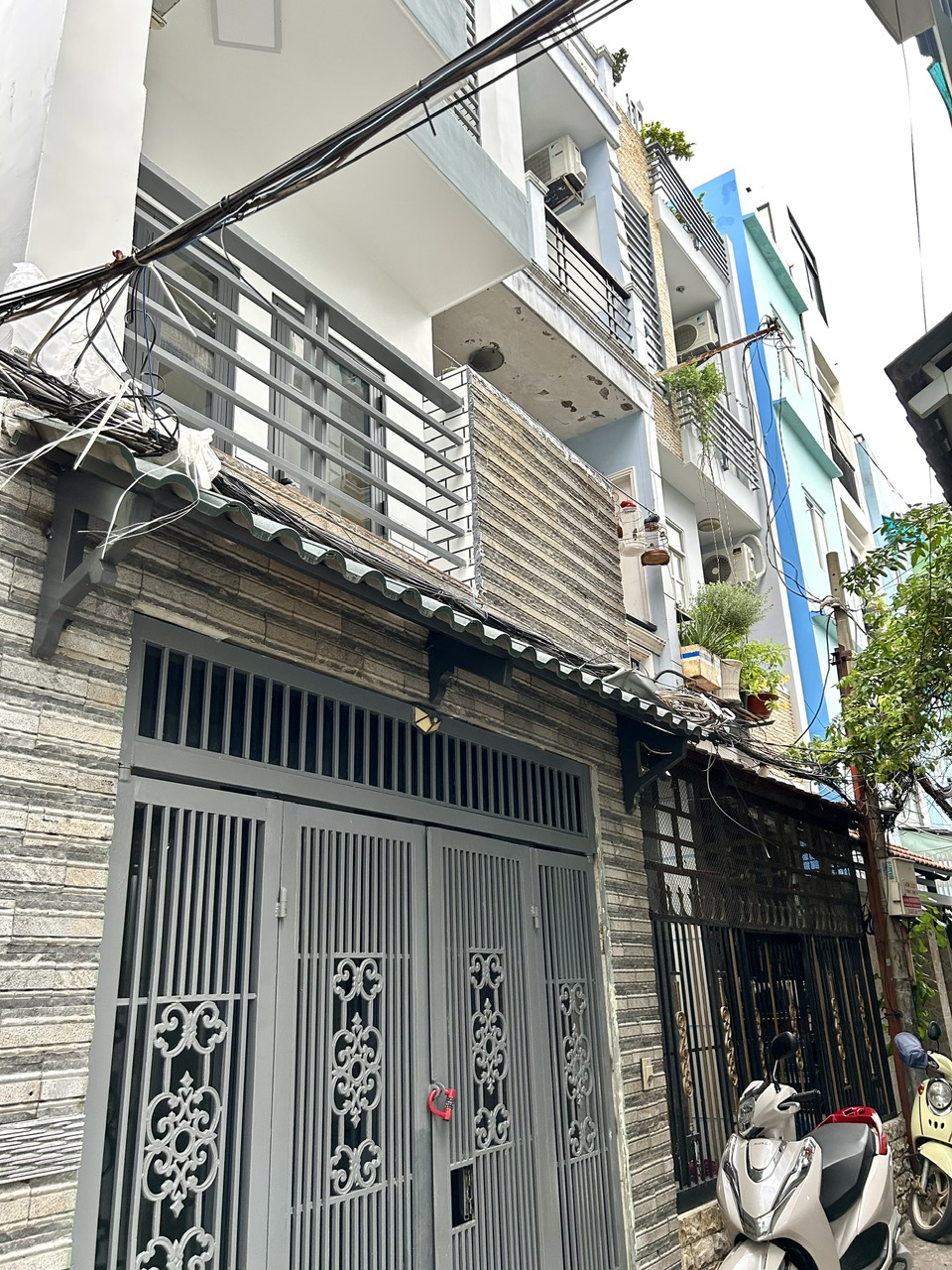 NHÀ 4 TẦNG ĐOÀN VĂN BƠ CÁCH VÀI CĂN RA MẶT TIỀN VĨNH KHÁNH- THÔNG RA HOÀNG DIỆU, NGUYỄN TẤT THÀNH, - Ảnh 1