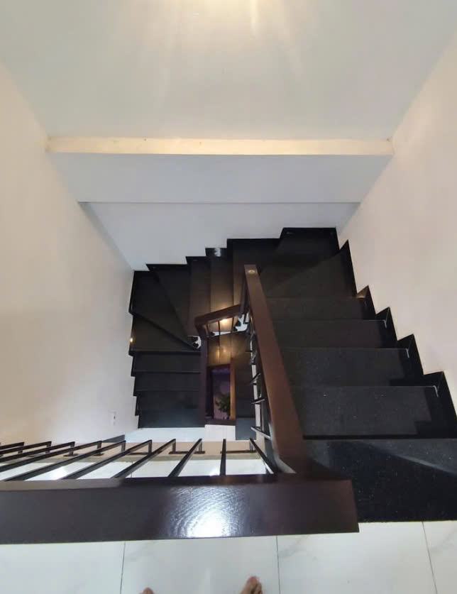 phố #Bạch_Mai , kinh doanh nhỏ, ngõ thông, trước nhà gần 4m, 38m2 nh.ỉnh 7 tỷ - Ảnh 1