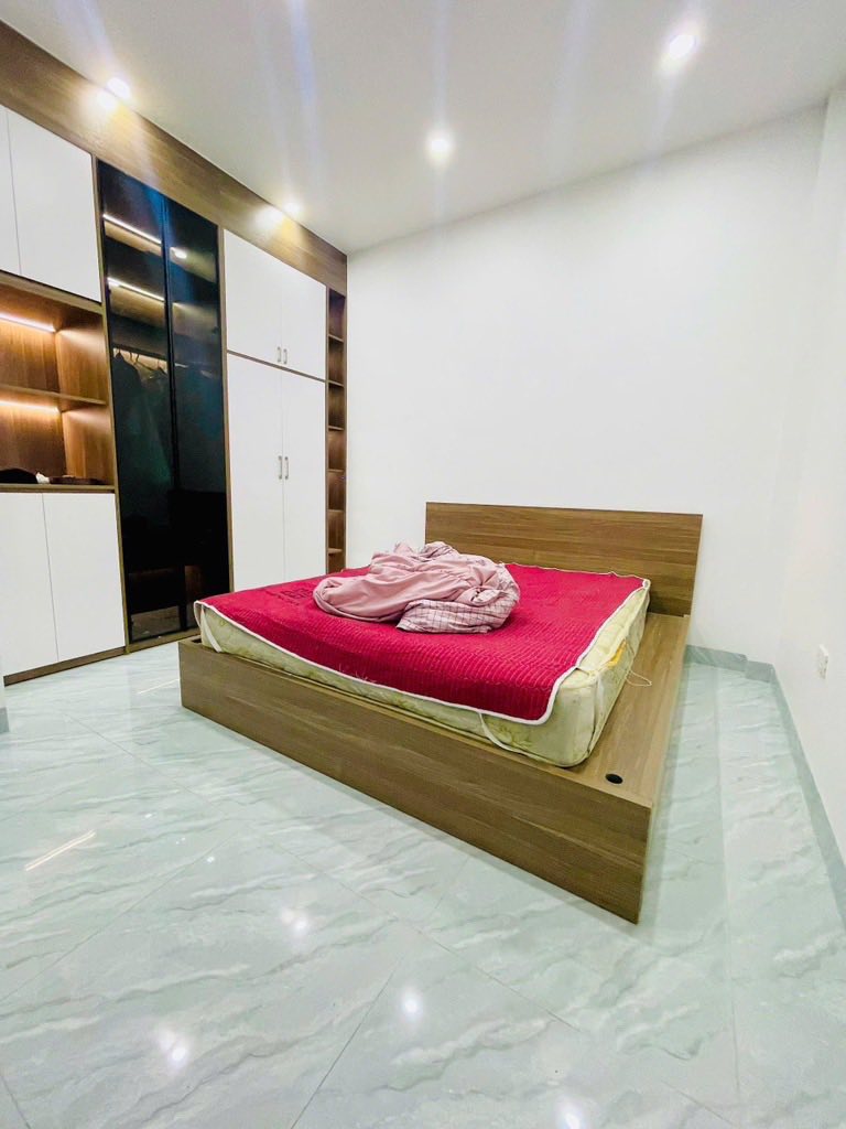 Bán gấp - Vincom Nguyễn Xí - 75m2 - 3 tầng - 3PN - HXH - PL chuẩn - Ảnh 1