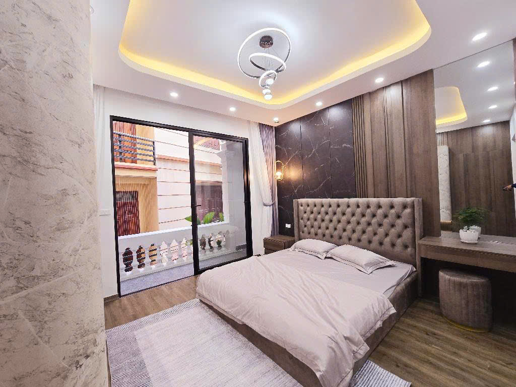 NHÀ CHÍNH CHỦ - GIÁ TỐT - Vị Trí Đẹp Tại Khương Trung, Thanh Xuân, TPHN - Ảnh 3