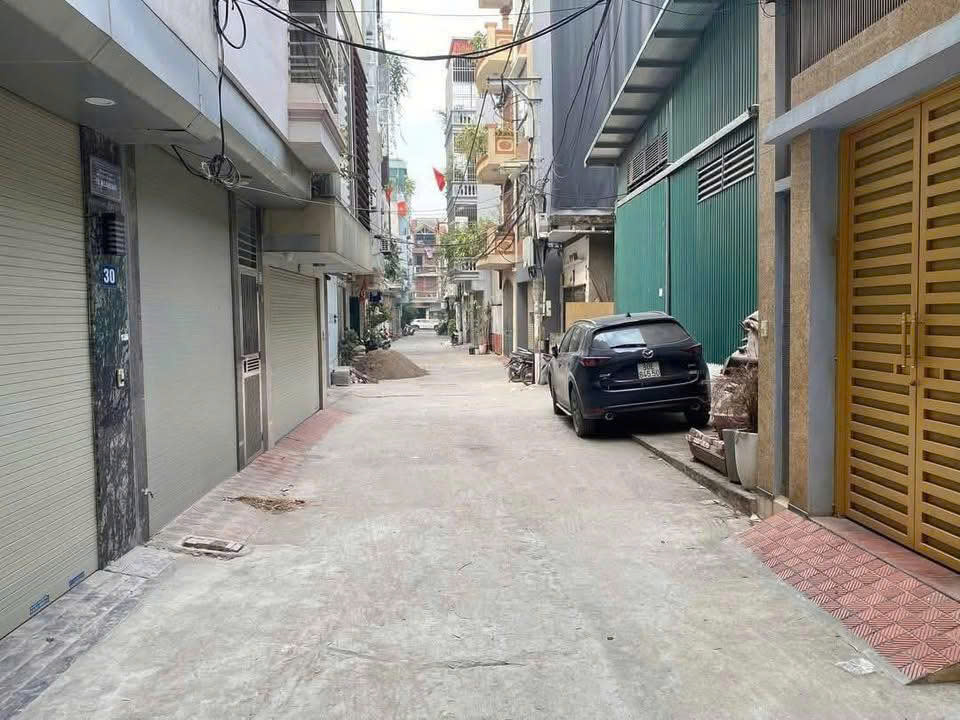 Bán Nhà Đường Giải Phóng Hoàng Mai - Nhà xây mới thuộc khu phân lô - ô tô tránh nhau - Ảnh chính