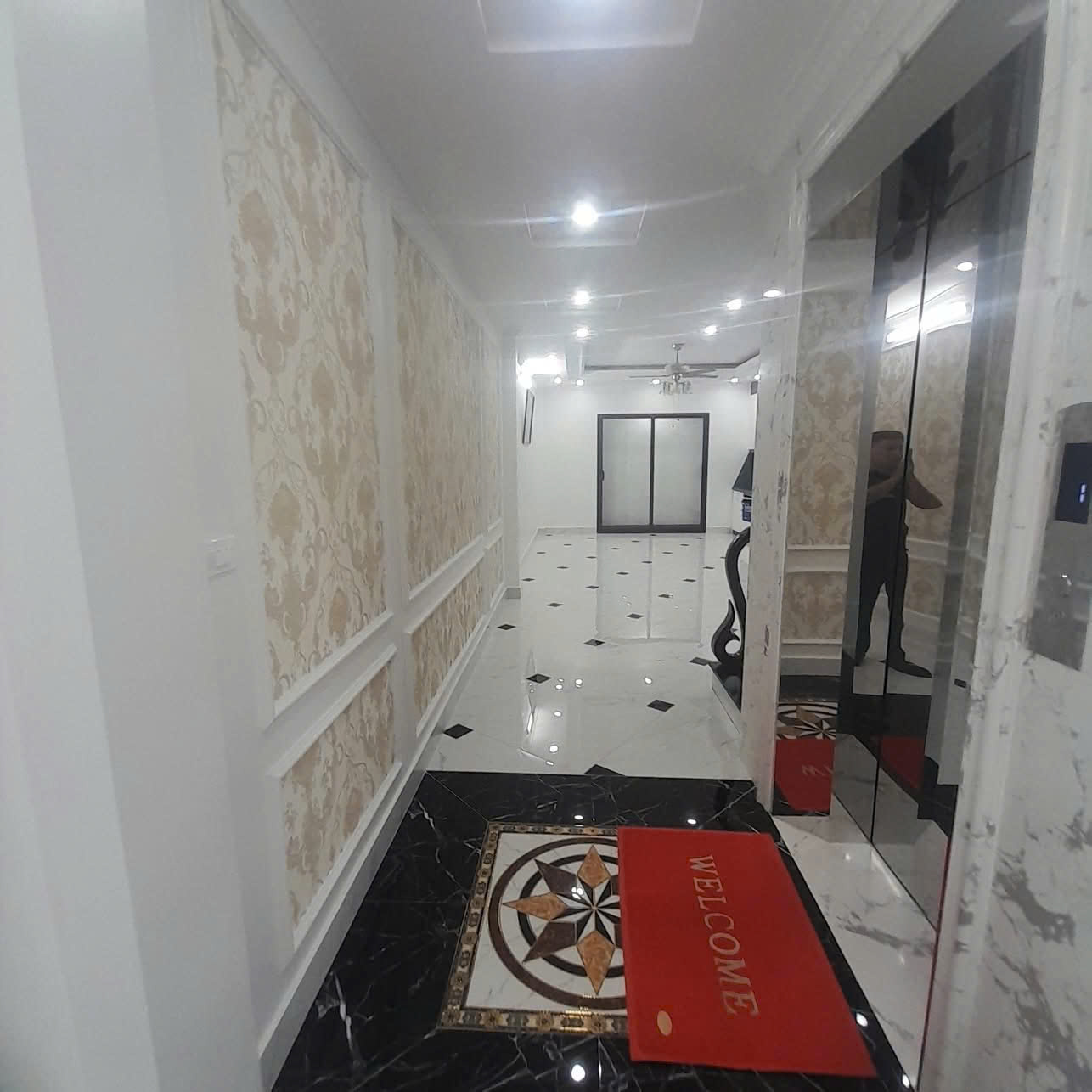 Bán Nhà Đường Giải Phóng Hoàng Mai - Nhà xây mới thuộc khu phân lô - ô tô tránh nhau - Ảnh 3