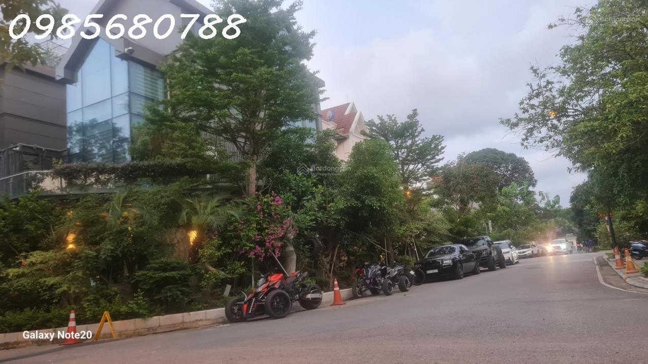 BÁN BIỆT THỰ CIPUTRA 230M2 ĐƯỜNG ĐÔI 30M  GIÁ 62 TỶ LIÊN HỆ 0985689788 - Ảnh 3