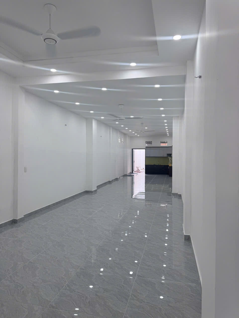 BÁN NHÀ MẶT TIỀN ĐƯỜNG BÙI VĂN NGỮ – HÓC MÔN – DIỆN TÍCH KHỦNG 4.1 x 52m – NHÀ MỚI CHƯA QUA SỬ DỤNG - Ảnh chính