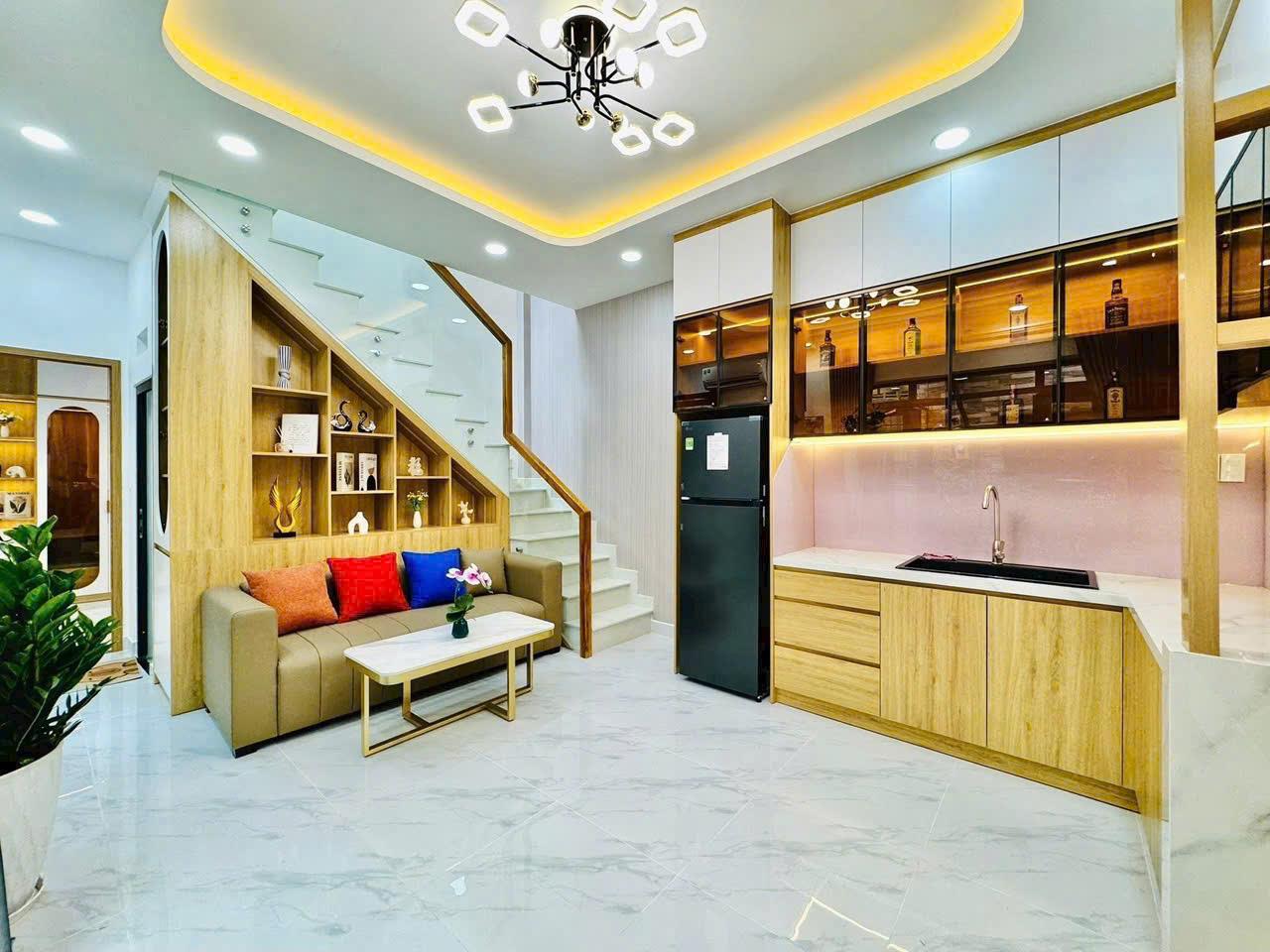 --Bán nhà hẻm Lạc Long Quân, phường 8, Tân Bình (4,3x11) hơn 6 tỷ - Ảnh 2
