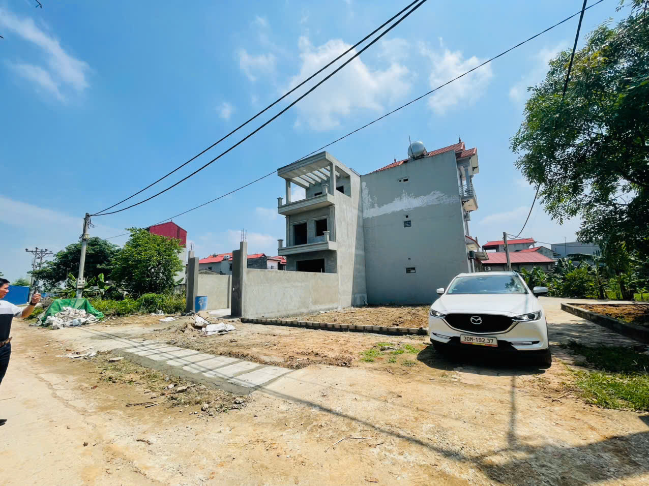 CẦN BÁN MẢNH ĐẤT 108M, LÔ GÓC 2 MẶT TIỀN, ĐẤU GIÁ PHÂN LÔ, VỈA HÈ OTO TRÁNH, GẦN TRƯỜNG, QL 32 TẠI - Ảnh 2