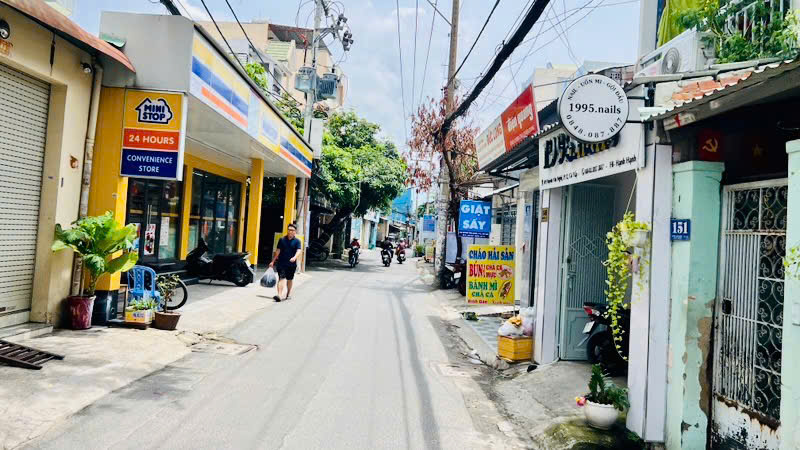 Bán nhà huỳnh văn nghệ tân bình – hẻm xe hơi 1 trục – 3 phòng ngủ – chỉ hơn 5 tỷ - Ảnh 1