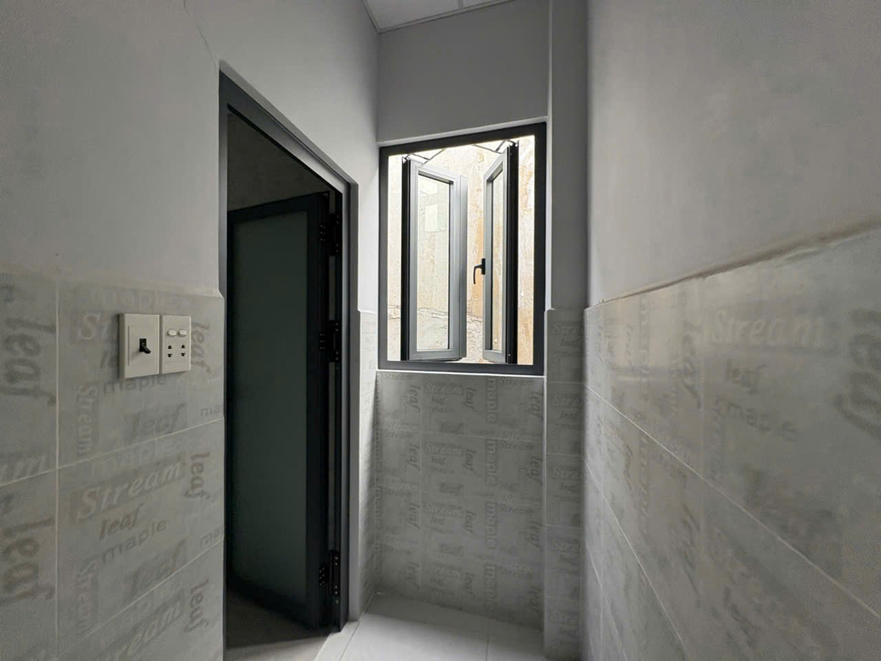 BÁN NHÀ MẶT TIỀN 129 LIÊN KHU 10-11, PHƯỜNG BÌNH TRỊ ĐÔNG, QUẬN BÌNH TÂN – CĂN GÓC ĐẸP, THUẬN TIỆN - Ảnh 1