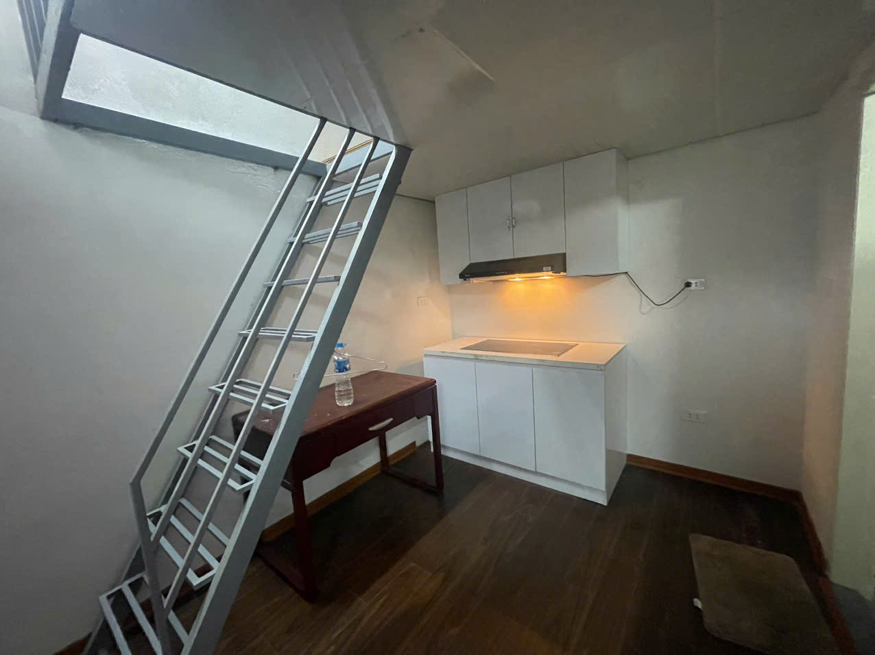 CHO THUÊ PHÒNG TRỌ KHÉP KÍN 45M2 TẠI YÊN PHỤ, TÂY HỒ, HÀ NỘI - Ảnh 1