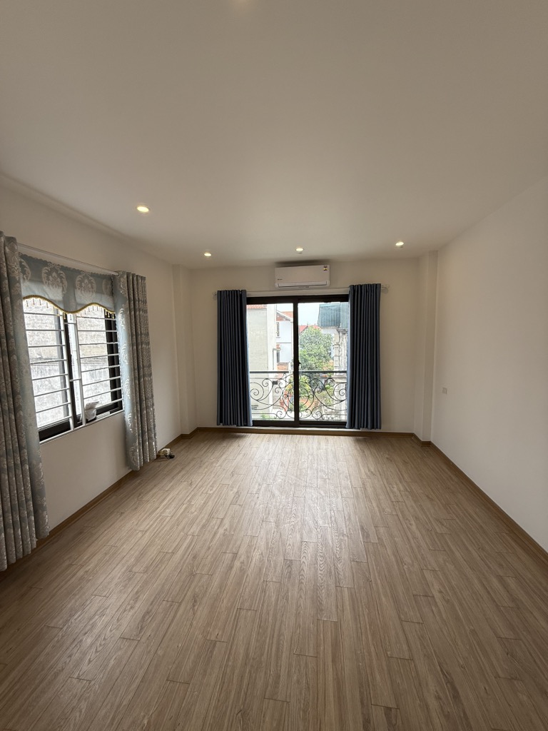 🌟 NHÀ LÔ GÓC 5 TẦNG - Ô TÔ ĐỖ CỬA - TRUNG TÂM PHƯỜNG THẠCH BÀN - GIÁ TỐT 5.2 TỶ! - Ảnh 5