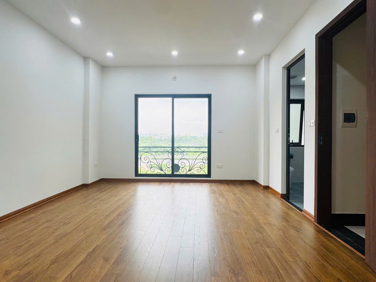 BÁN NHÀ 5 TẦNG - 35M2 - VIỆT HƯNG - LONG BIÊN - NGÕ THÔNG - XE CON ĐỖ CỬA - NHỈNH 5 TỶ - Ảnh 3