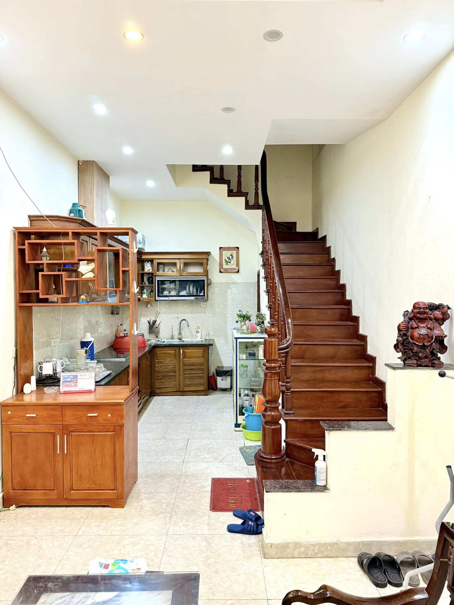 Bán nhà CHÍNH CHỦ 46m giá 14,2 tỷ Phố Cù Chính Lan , Thanh Xuân, Hà Nội - Ảnh 2