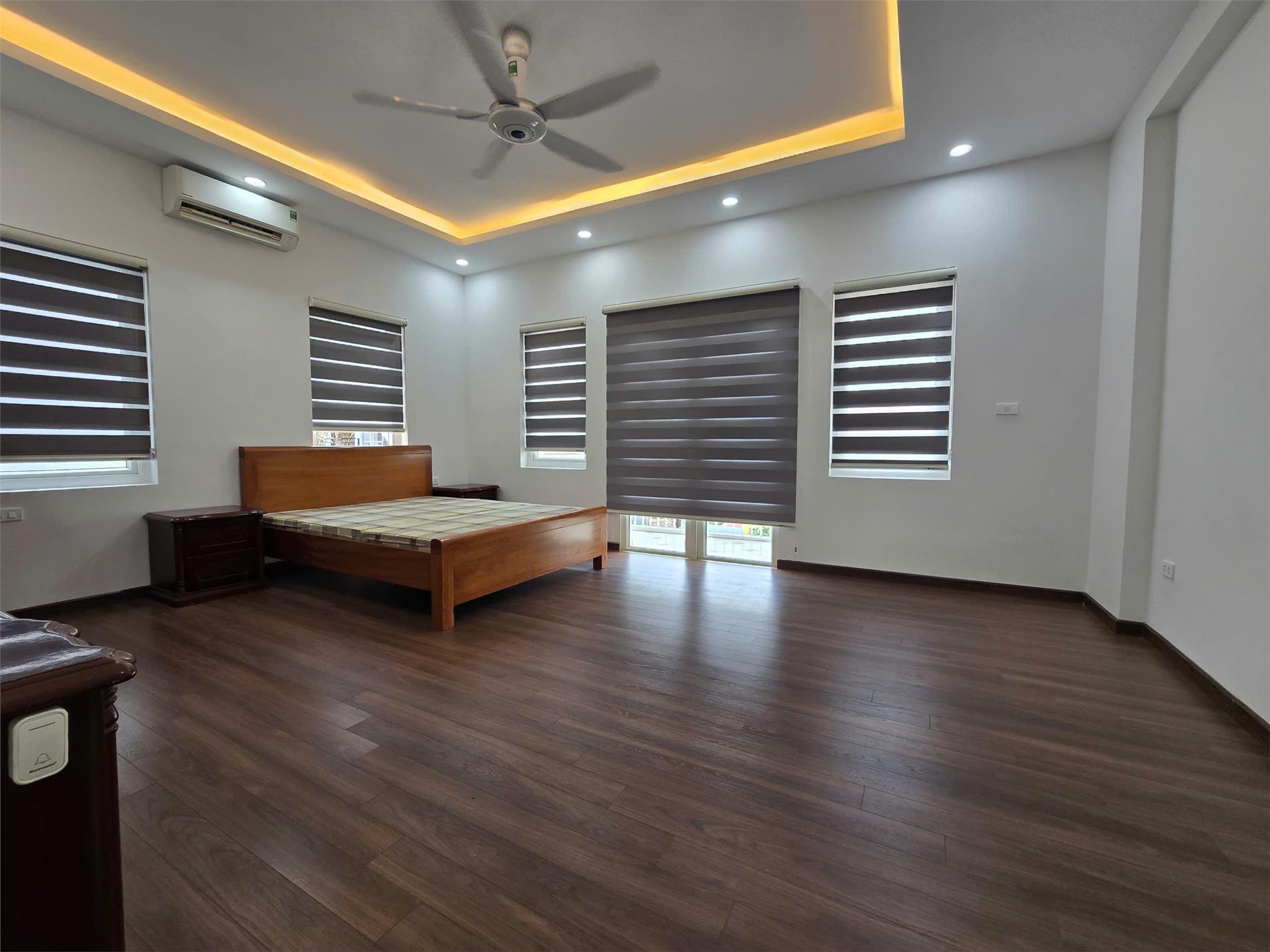 Chính chủ bán nhà 4 tầng . 82m2 ,  ô tô vào nhà , tại PHÚ THƯỢNG ,TÂY HỒ, Giá ; 13 tỷ. - Ảnh 1