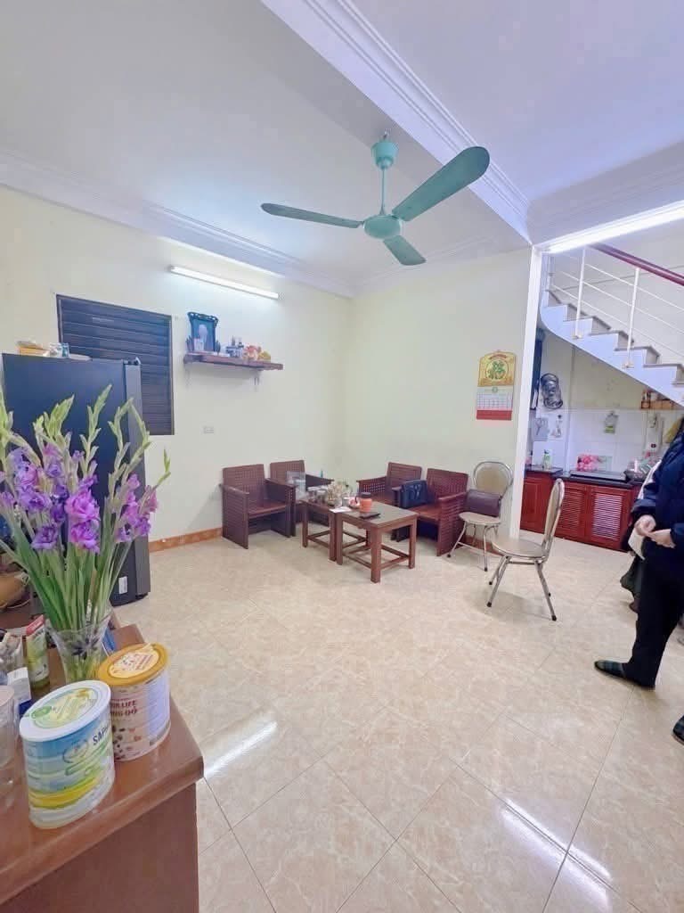 Cần bán nhà khu vực Ba Đình - Ảnh 1