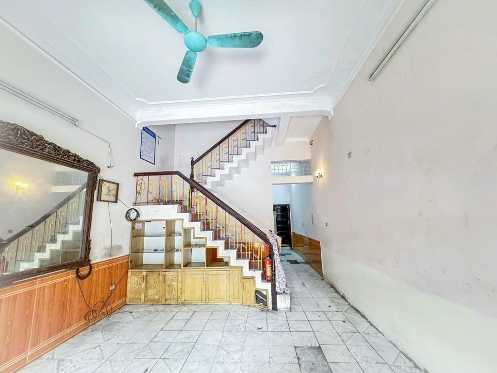 Nhà phố Quan Nhân 74mx4T, kinh doanh siêu Vip, Giá sốc 15.9 tỷ - Ảnh 2