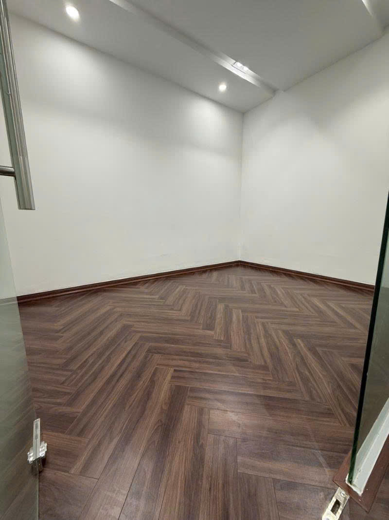 Chính chủ bán nhà ở Quan Nhân, Thanh Xuân, diện tích 50m2, 5 tầng, an ninh chặt chẽ,  5 tỷ. - Ảnh chính