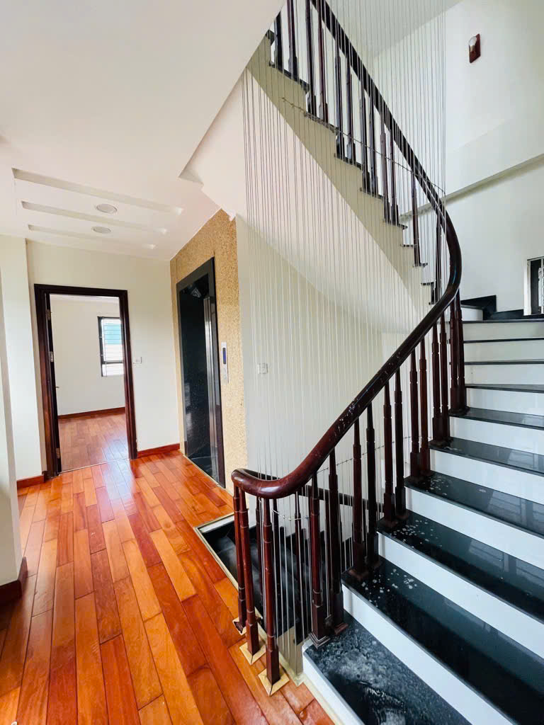 Em bán nhà riêng 7 tầng cực đẹp phố Trương Định,Q. Hoàng Mai, ô tô đỗ cửa, 68m2, 15 tỷ 300 - Ảnh chính