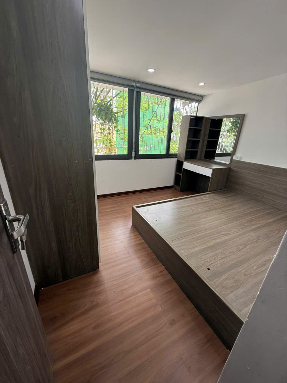 Bán căn hộ tập thể ngõ Hòa Bình 7 - Minh Khai,  Hai Bà Trưng 70m, 3 ngủ giá 3.65 tỷ - Ảnh 3