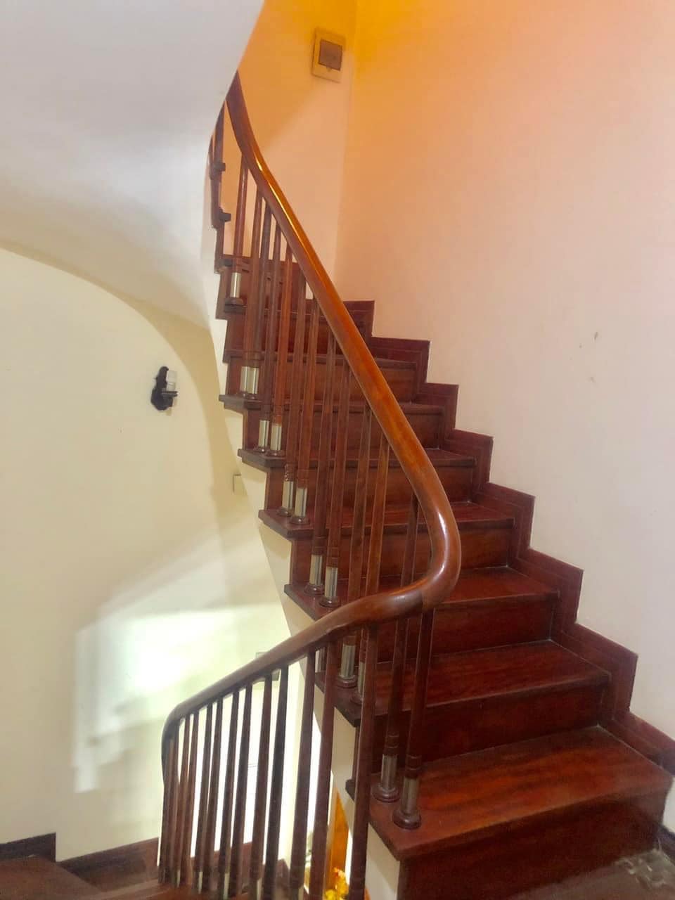 BÁN NHÀ THỤY KHUÊ PHÂN LÔ CÁN BỘ SÁT PHỐ, HAI THOÁNG 45M MT4M 1O TỶ - Ảnh 1