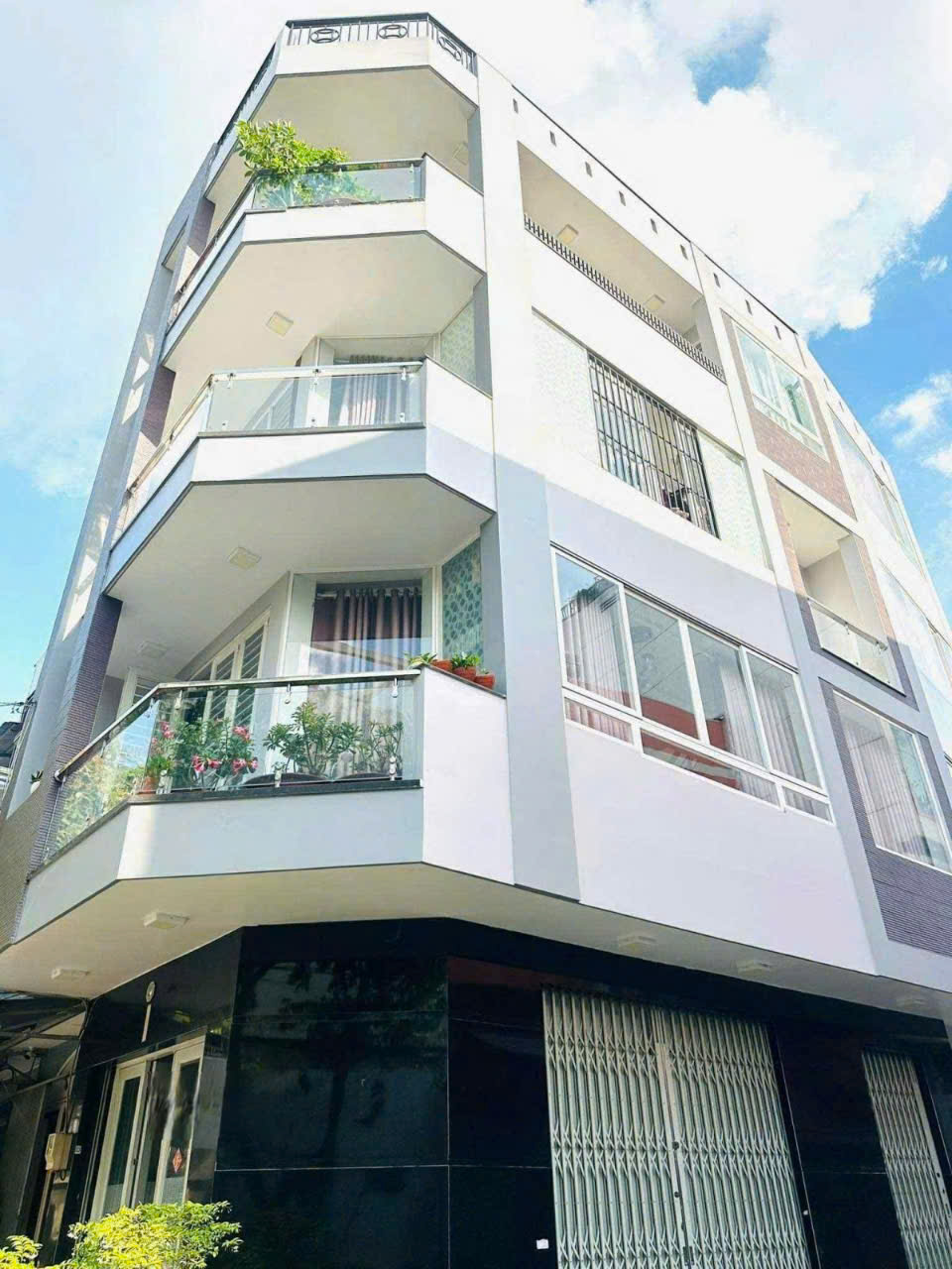 *Bán Gấp Nhà mặt tiền đường Lê Thiệt Tân Phú 52m2,4 Tầng BTCT Nhỉnh 11 tỷ - Ảnh 2