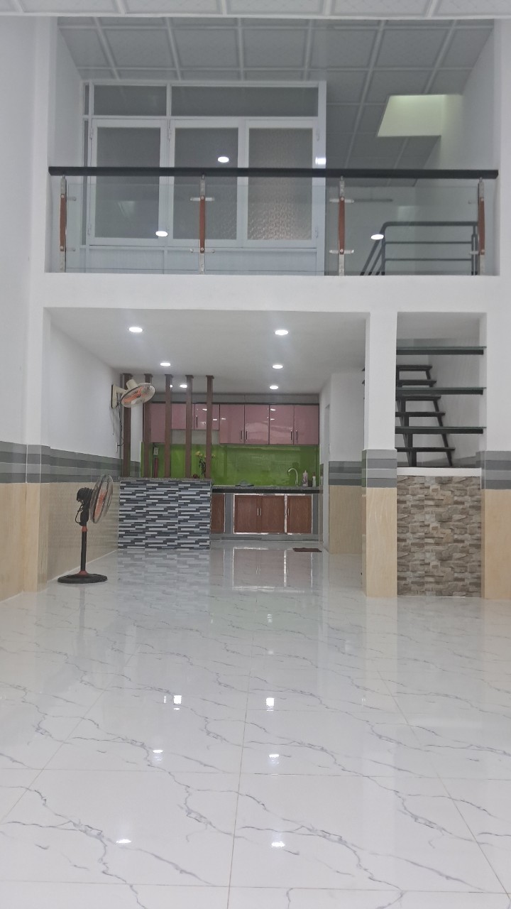 Bán nhà DT 92m2 - Mặt Tiền KD Đường Đoàn Kết, Q. Tân Phú - Ảnh 1