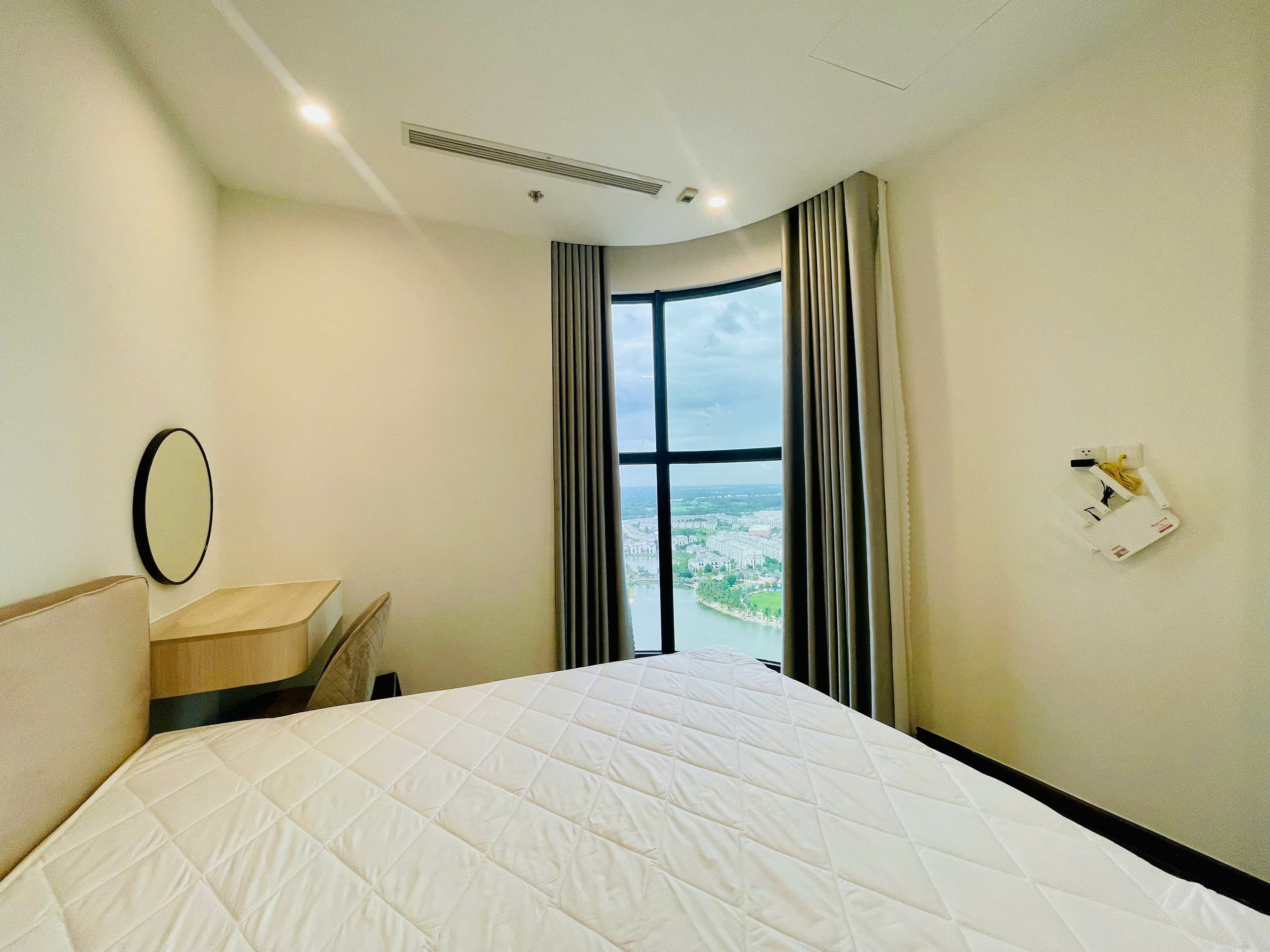Cho Thuê Căn Hộ 2 Phòng Ngủ Full Nội Thất – Chỉ 16 Triệu/Tháng Tại Vinhomes Grand Park, Quận 9 - Ảnh 2